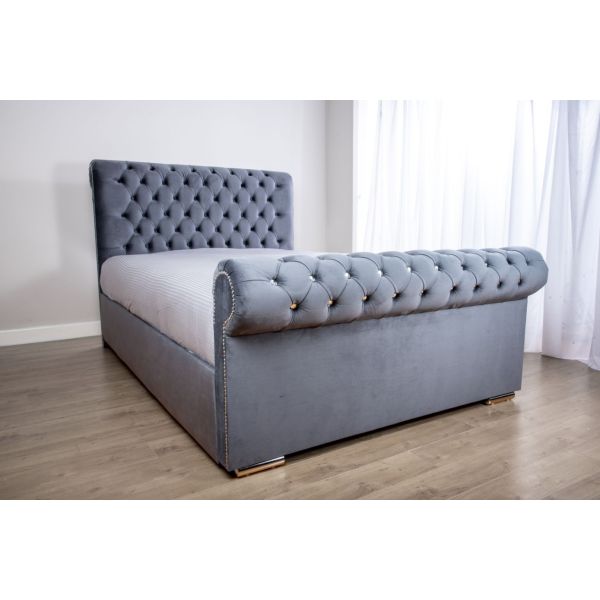 Chelsea Chesterfield Bed Frame
Buckingham Fabric Bed
Fabric Upholstered Bed Frame
Fabric beds and Mattresses